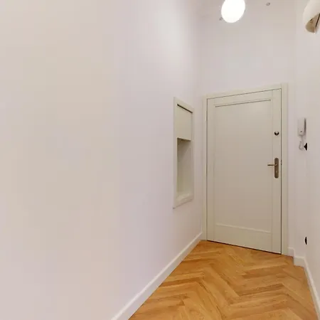 Appartamento Market Square View 2 As R26 79 M2 *