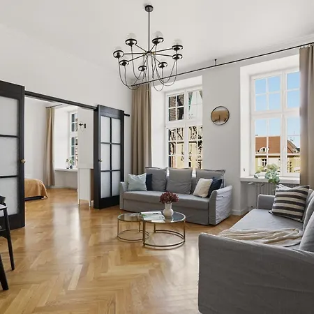 Appartamento Market Square View 2 As R26 79 M2