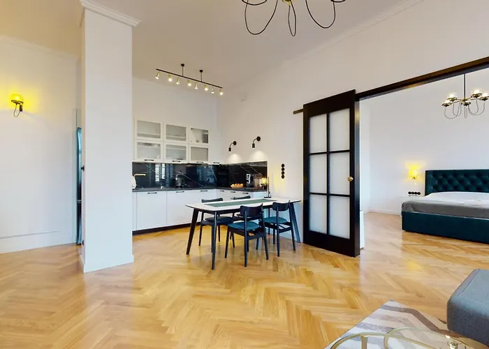 Market Square View 2 As R26 79 M2 * Breslavia