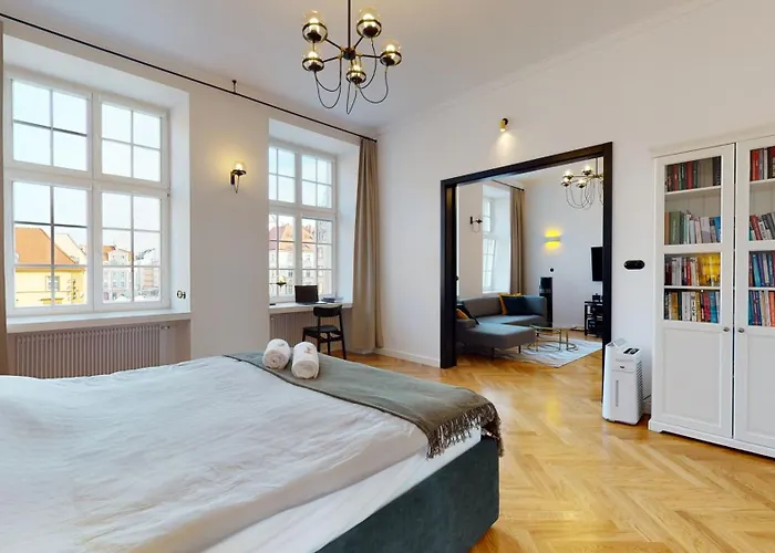 Market Square View 2 As R26 79 M2 *